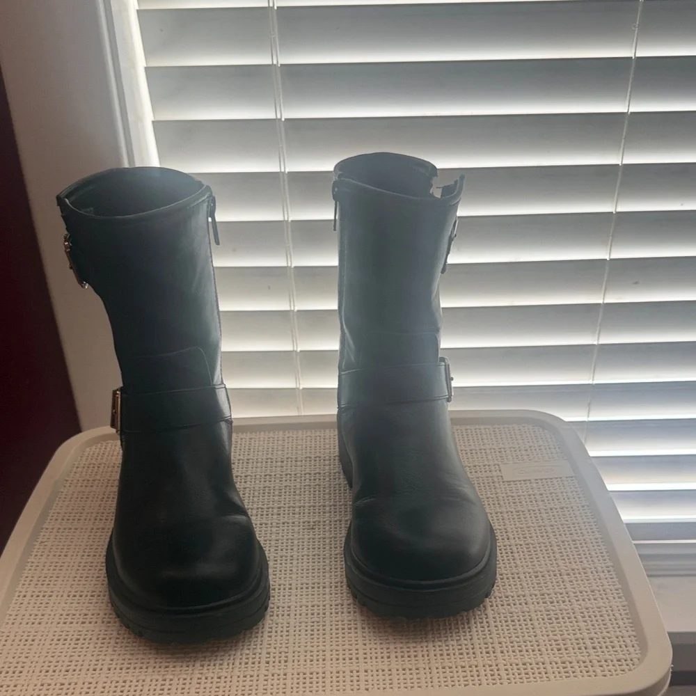 Soda Black Moto Boots - Picture 1 of 8